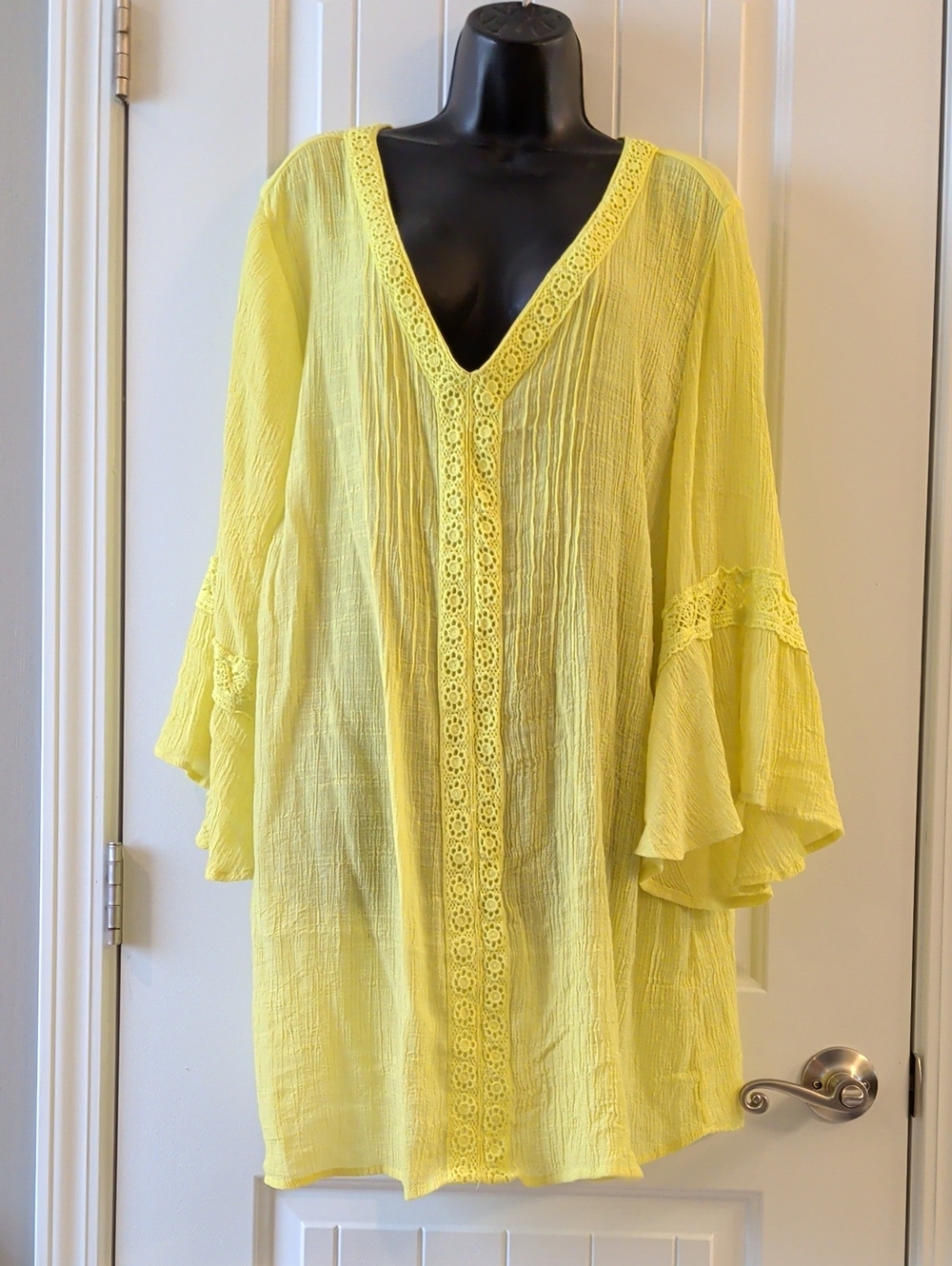 Avenue Womens Boho Top Size 26/28 Embroidered Lace Detail Peasant Blouse Yellow